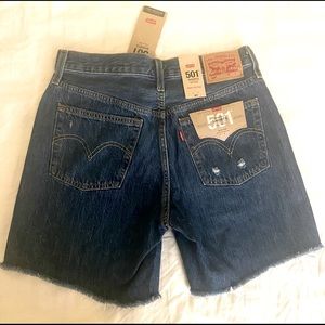 501 Levi shorts - size 27